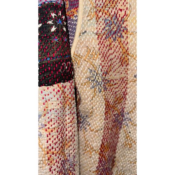 Vintage Jacket Made from Kantha - Reversible - Picture 6 of 10